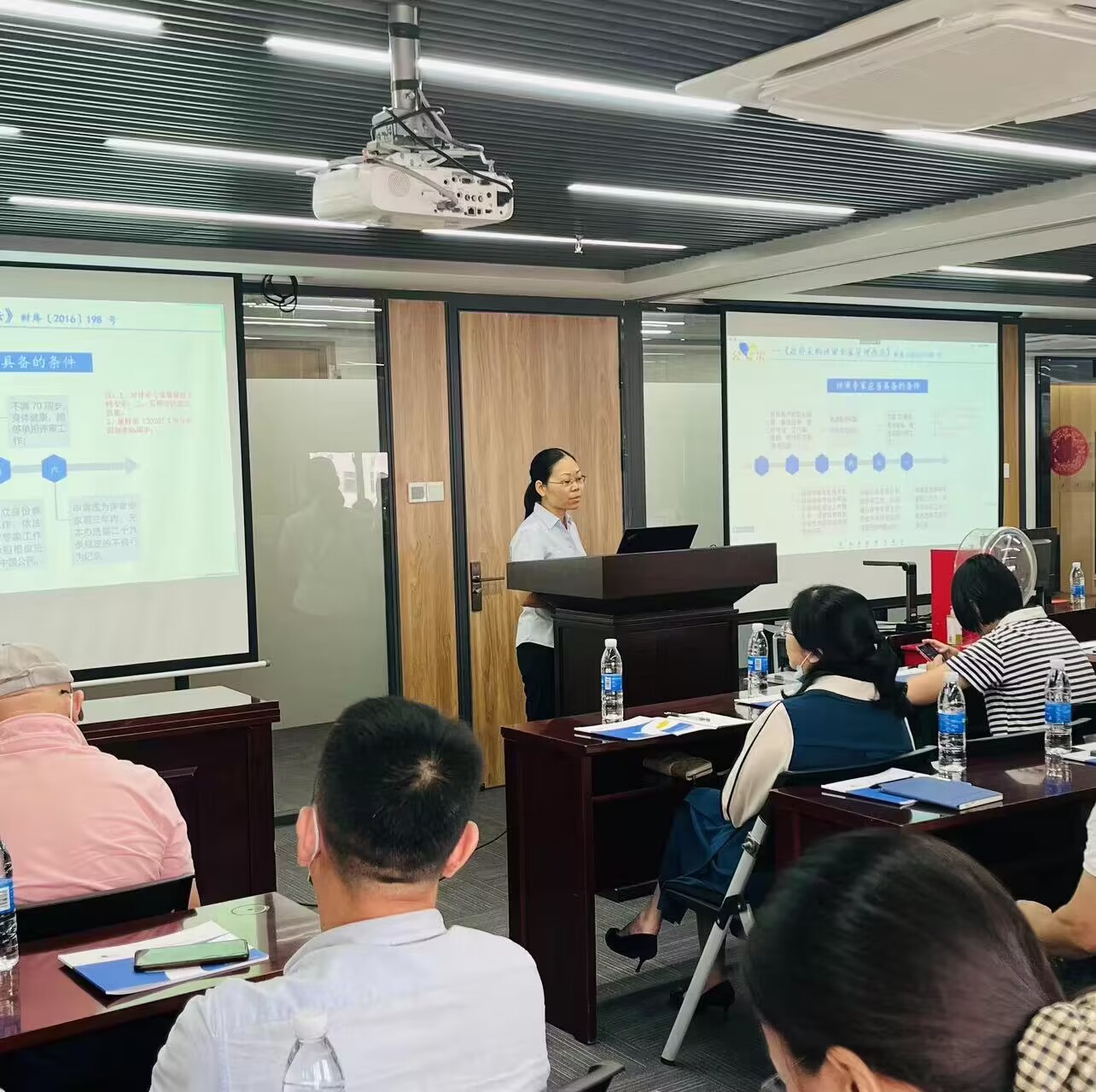 杜亞娟專家評審業(yè)務(wù)培訓